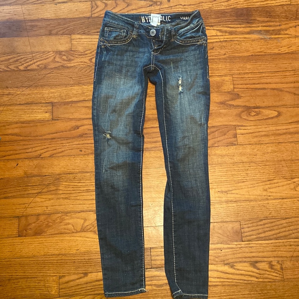 Low rise jeans
